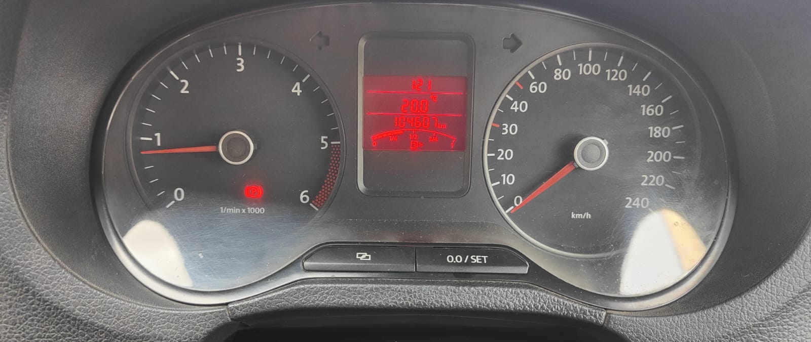 Volkswagen Polo(2012-2014) Comfortline 1.2l D